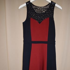 Flared Sweetheart midi dress